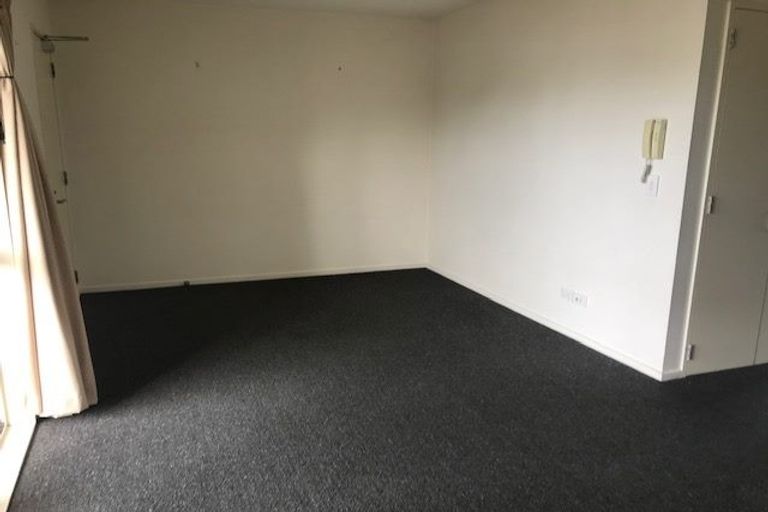 Photo of property in 8/57 Charles Street, Waltham, Christchurch, 8011