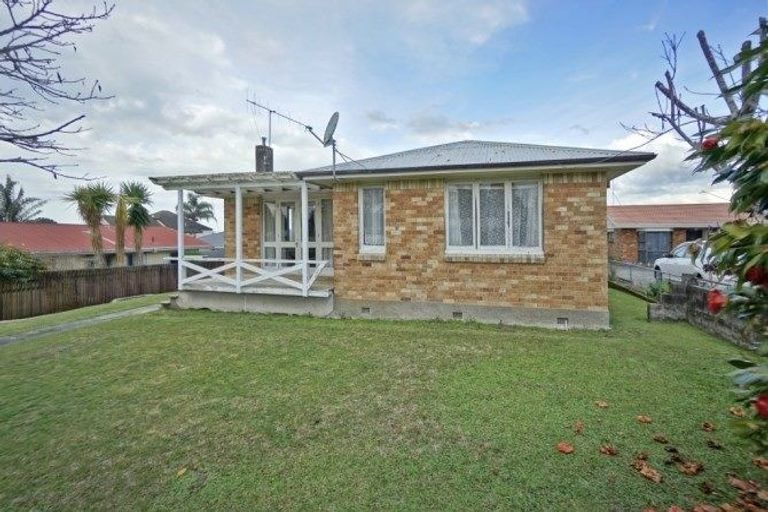 Photo of property in 52 Oxford Street, Te Puke, 3119