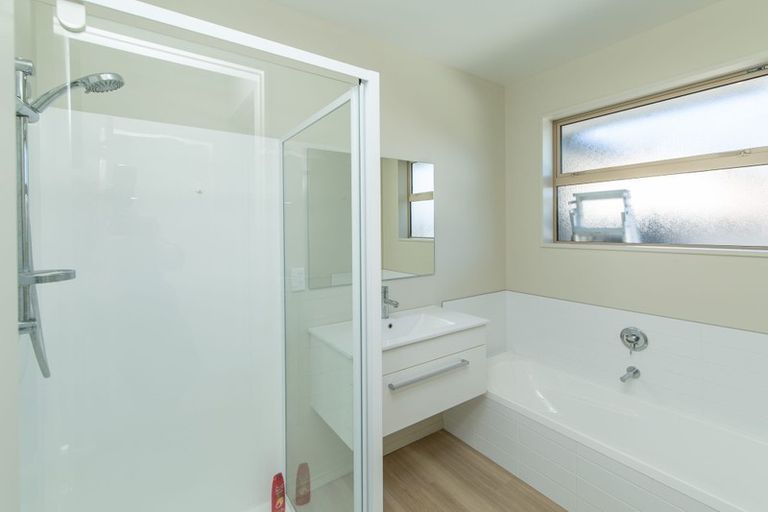 Photo of property in 13 Brockelbank Drive, Kaiapoi, 7630