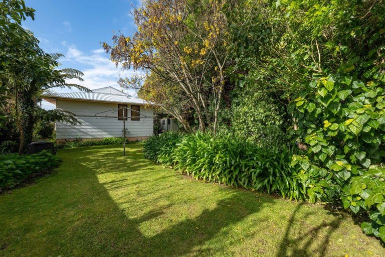 Photo of property in 1/12 Atiawa Street, Glen Avon, New Plymouth, 4312