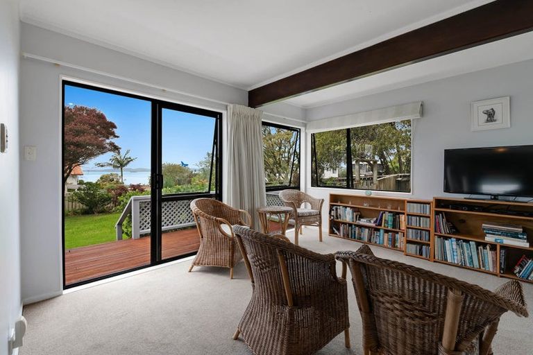 Photo of property in 253 Mahurangi East Road, Snells Beach, 0920