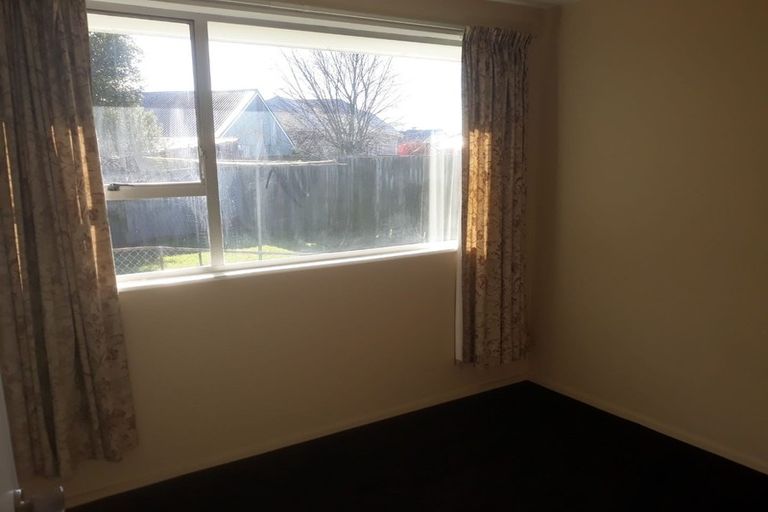 Photo of property in 2/605 Hereford Street, Linwood, Christchurch, 8011