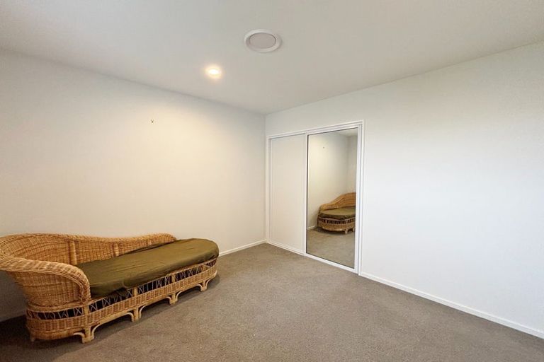 Photo of property in 17 Fairbairn Road, Rolleston, 7614