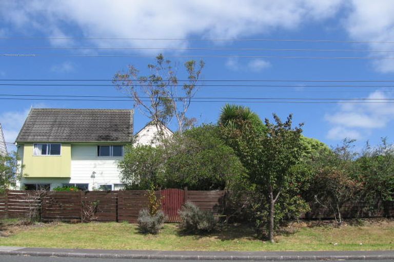 Photo of property in 1/80 Birkdale Road, Birkdale, Auckland, 0626