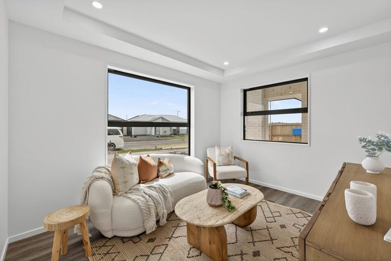 Photo of property in 18 Benrogan Drive, Halswell, Christchurch, 8025