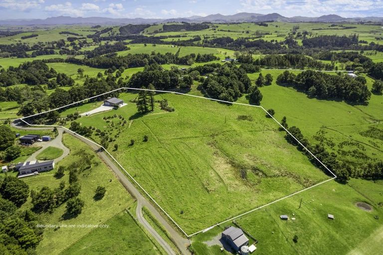 Photo of property in 373 Gumtown Road, Te Kamo, Kamo, 0185