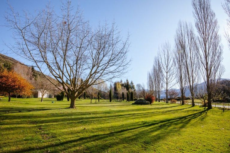 Photo of property in 599 Mount Barker Road, Wanaka, 9382