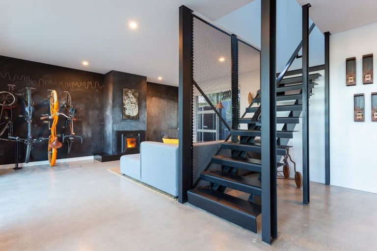 Photo of property in 394 The Esplanade, Island Bay, Wellington, 6023