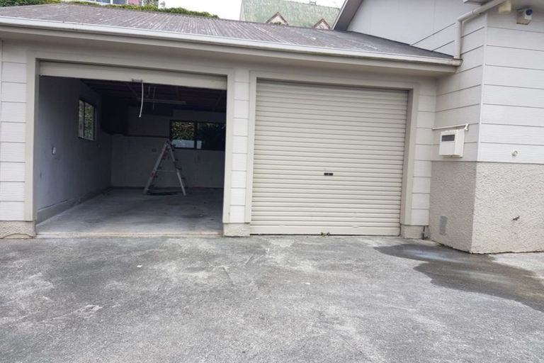 Photo of property in 20 Rice Crescent, Newlands, Wellington, 6037