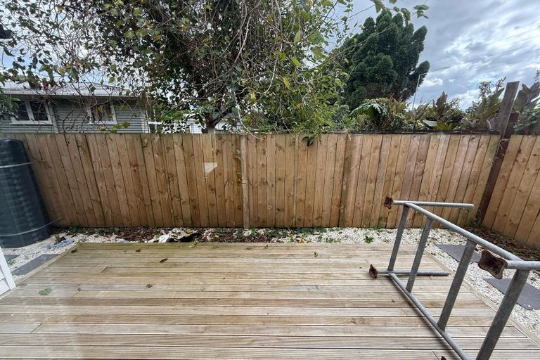 Photo of property in 9b Bernard Street, Papatoetoe, Auckland, 2025