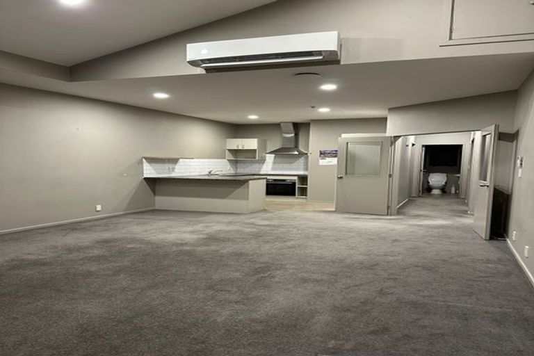 Photo of property in 3/4a Malvern Road, Ngauranga, Wellington, 6035