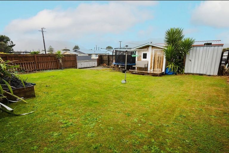 Photo of property in 25 Blake Street, Blaketown, Greymouth, 7805