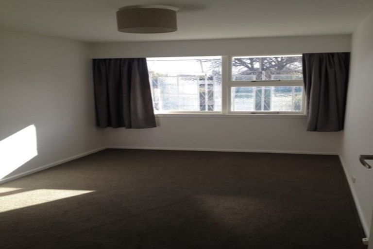 Photo of property in 2/32 Brittan Street, Linwood, Christchurch, 8011