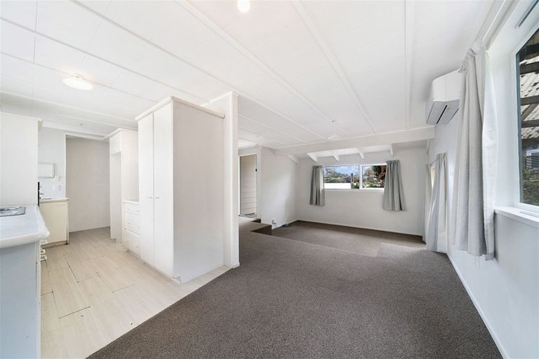 Photo of property in 22 Karaka Street, Helensville, 0800