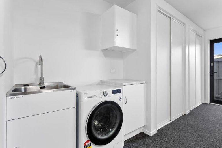 Photo of property in 17 Goldie Drive, Rangiora, 7400