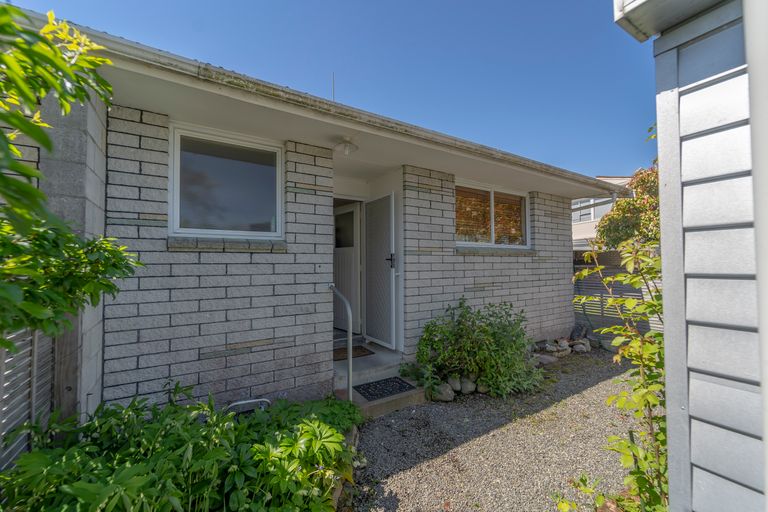 Photo of property in 49b Mcmaster Street, Greytown, 5712