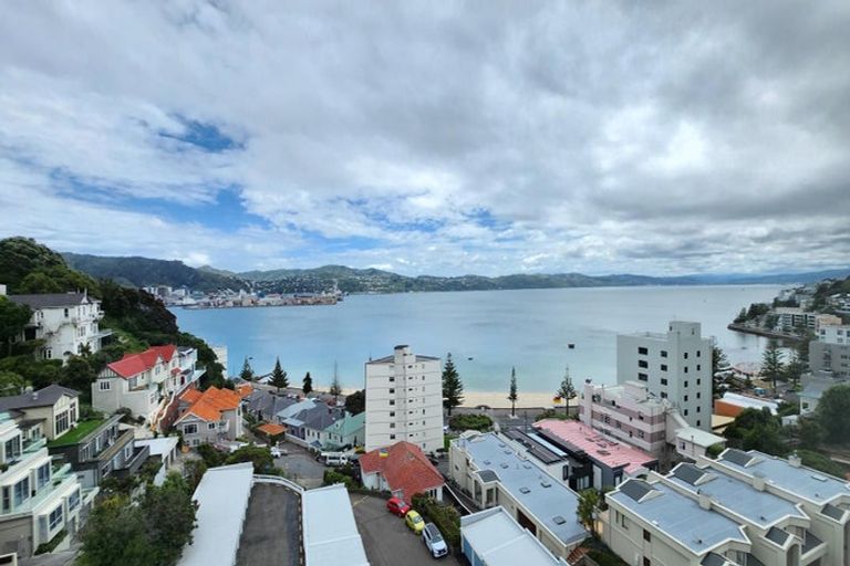 Photo of property in Jerningham Apartments, 20 Oriental Terrace, Oriental Bay, Wellington, 6011
