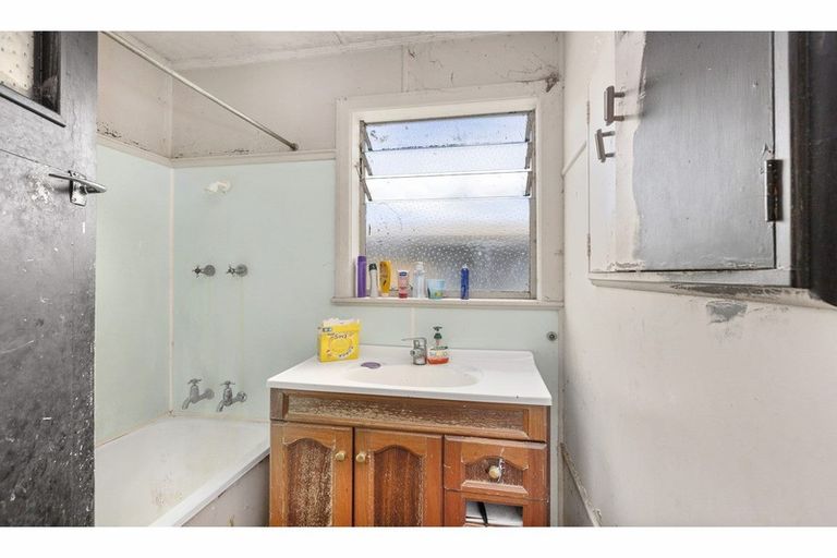 Photo of property in 22 Masefield Drive, Rolleston, 7614