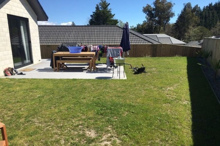 Photo of property in 11 Greenfield Lane, Stoke, Nelson, 7011