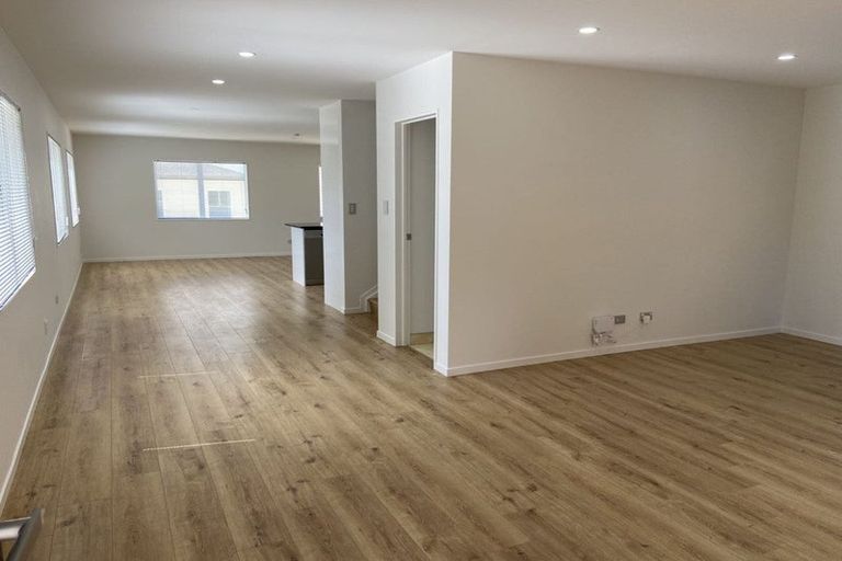 Photo of property in 9 Griffstan Lane, Howick, Auckland, 2010