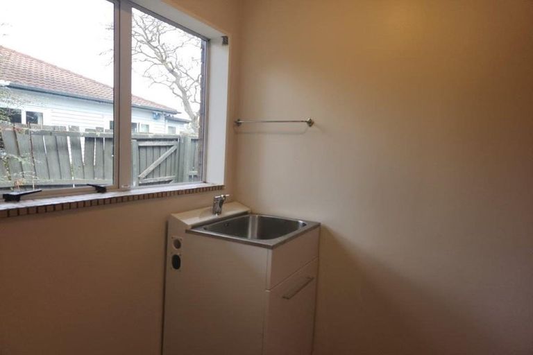 Photo of property in 11 Lothian Street, Ilam, Christchurch, 8041