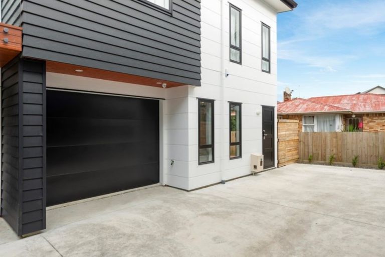 Photo of property in 11u3 Gazeley Avenue, Silverdale, Hamilton, 3216