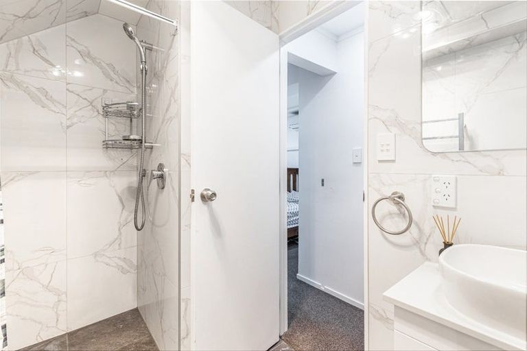 Photo of property in 4/42 Manuka Road, Glenfield, Auckland, 0629