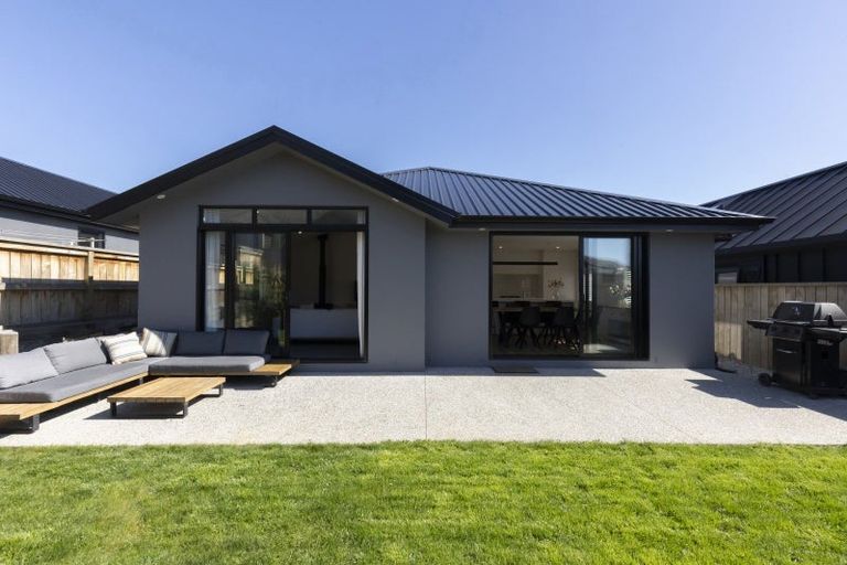 Photo of property in 46 Muster Road, Jacks Point, 9371