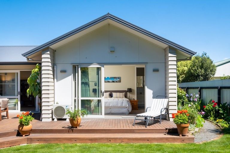 Photo of property in 8/8 Fitzroy Avenue, Hastings, 4122