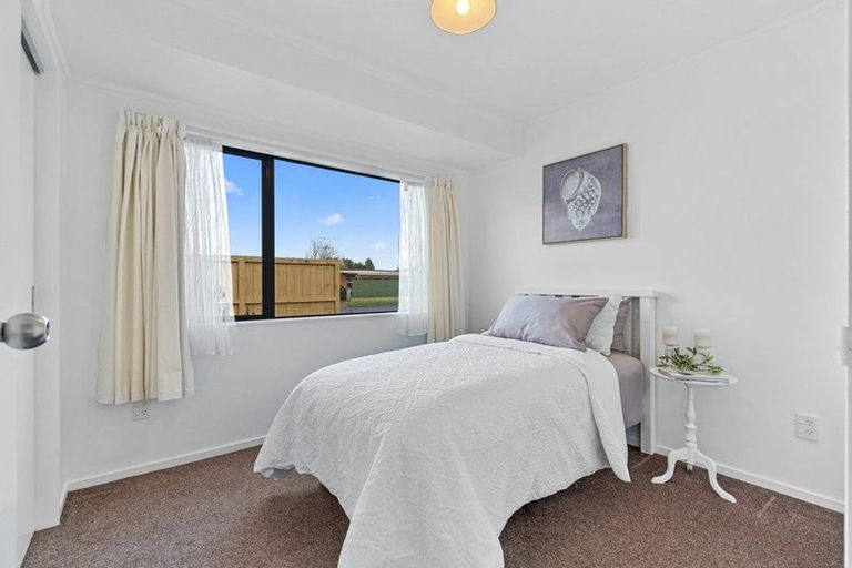 Photo of property in 1b Kowhai Street, Tuakau, 2121