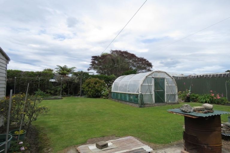 Photo of property in 46 Romilly Street, Westport, 7825