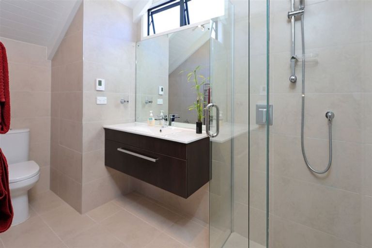 Photo of property in 3 Pippen Court, Henderson, Auckland, 0612