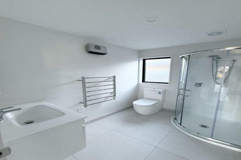 Photo of property in 32 Miromiro Street, Broomfield, Christchurch, 8042