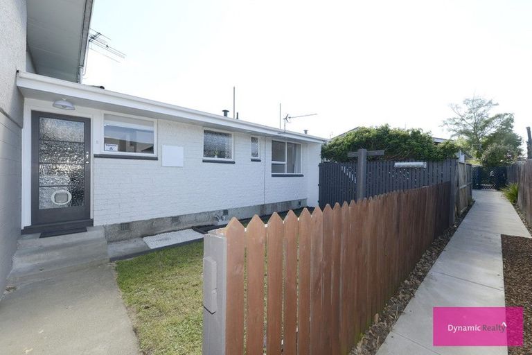 Photo of property in 2/32 Mona Vale Avenue, Riccarton, Christchurch, 8011
