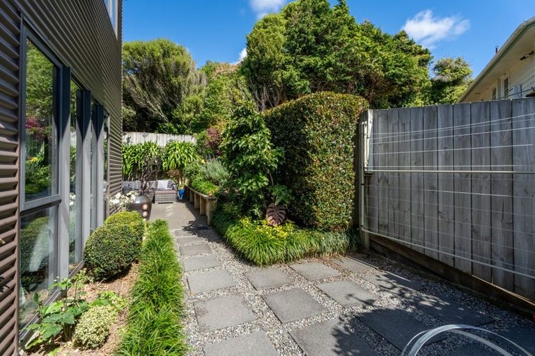 Photo of property in 3b Hawtrey Terrace, Johnsonville, Wellington, 6037