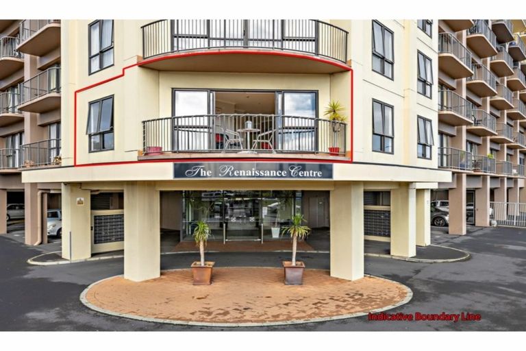 Photo of property in 1g/18 Ronwood Avenue, Manukau, Auckland, 2104