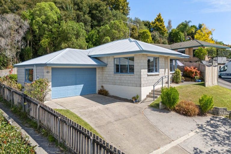 Photo of property in 16 Karamu Terrace, Pyes Pa, Tauranga, 3112