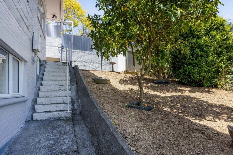 Photo of property in 10 Seymour Street, Waitara, 4320