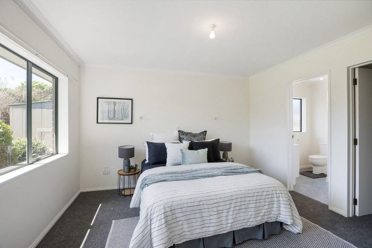 Photo of property in 6 Mistral Place, Paraparaumu Beach, Paraparaumu, 5032