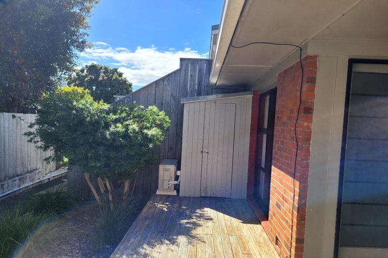 Photo of property in 3/20 Seaview Road, Castor Bay, Auckland, 0620