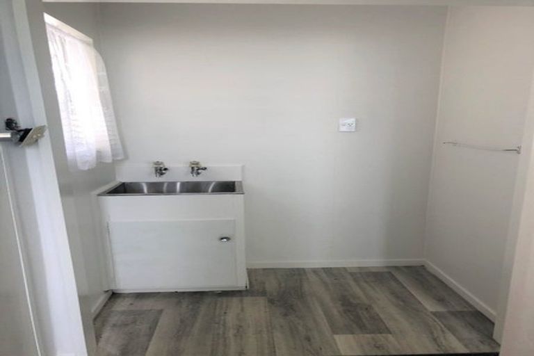 Photo of property in 79 Pitama Road, Awapuni, Palmerston North, 4412