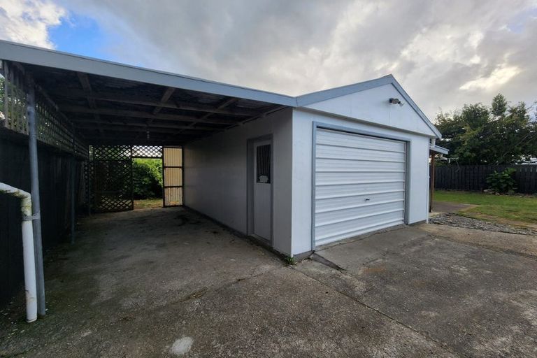 Photo of property in 124 Liverpool Street, Levin, 5510