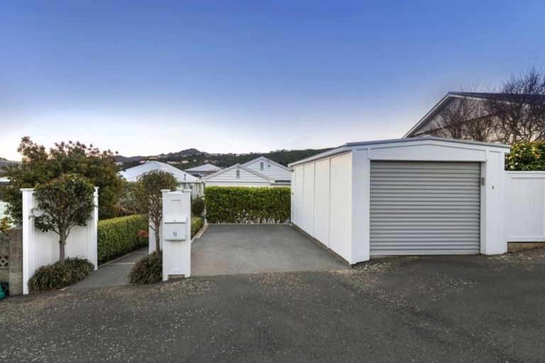 Photo of property in 90 Tiber Street, Island Bay, Wellington, 6023