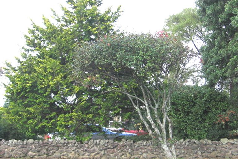 Photo of property in 10 Metcalfe Road, Ranui, Auckland, 0612