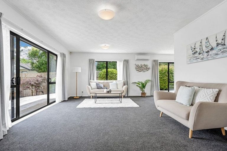 Photo of property in 25 Septimus Place, Henderson, Auckland, 0612