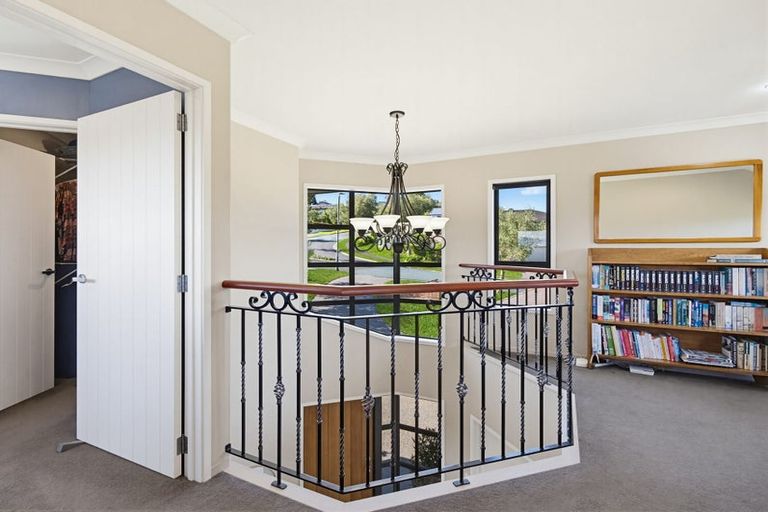 Photo of property in 64 Sereno Vista, Bellevue, Tauranga, 3110