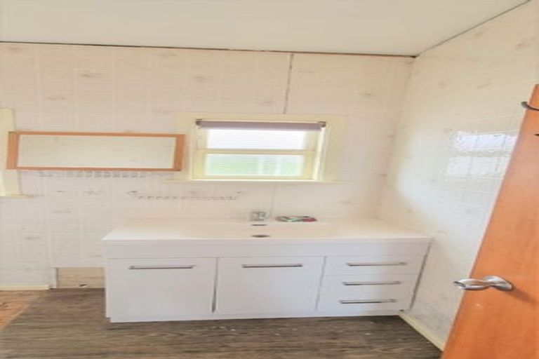 Photo of property in 14 Charles Street, Papatoetoe, Auckland, 2025