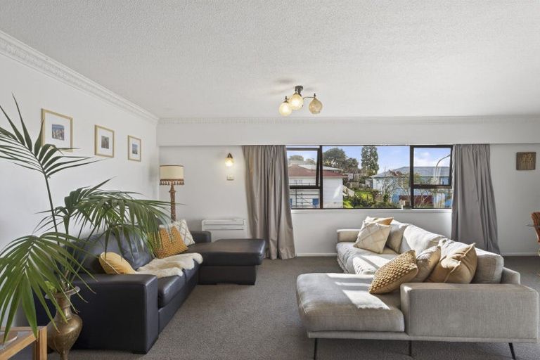 Photo of property in 39 Stafford Street, Waitara, 4320