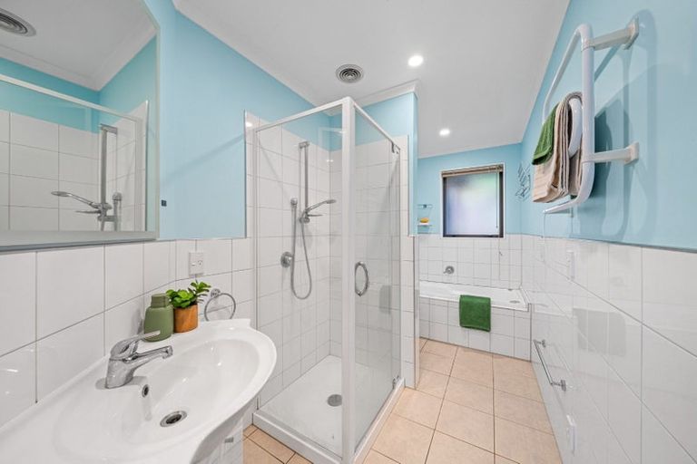 Photo of property in 30 Cedarwood Street, Woodridge, Wellington, 6037