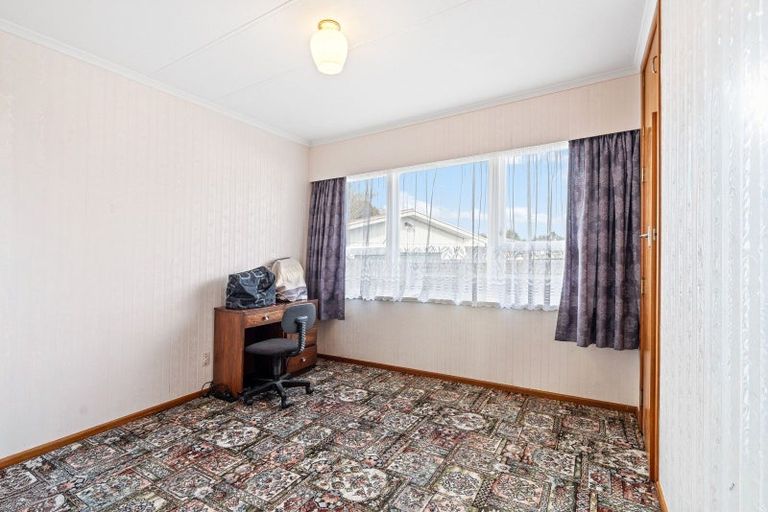 Photo of property in 3 Drake Street, Levin, 5510